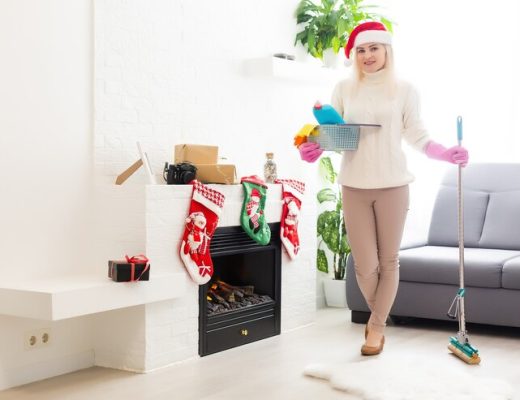 Quick Cleaning Tips for Parents This Christmas